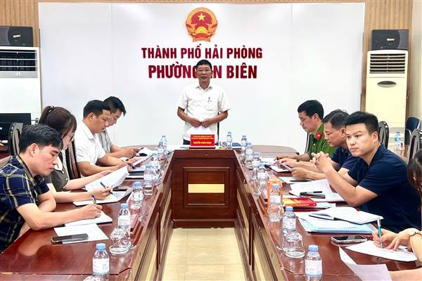 Tổ công tác số 01 phường An Biên triển khai nhiệm vụ di dời chung cư cũ