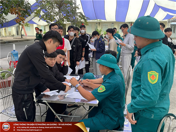 PHƯỜNG AN DƯƠNG TỔ CHỨC KHÁM TUYỂN NGHĨA VỤ QUÂN SỰ NĂM 2025