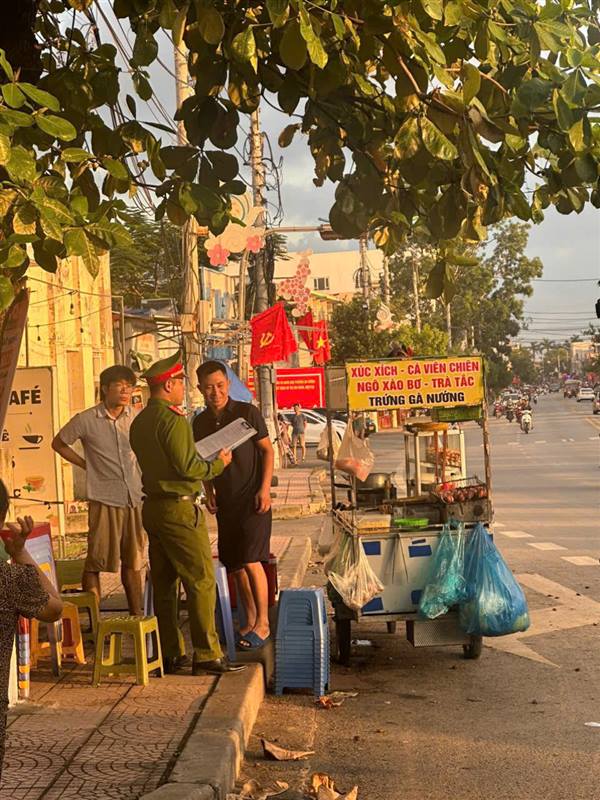 Công an phường An Dương Bảo đảm an ninh, trật tự, trật tự an toàn giao thông, trật tự công cộng phục vụ Đại hội Đảng bộ phường lần thứ nhất, nhiệm kỳ 2025-2030