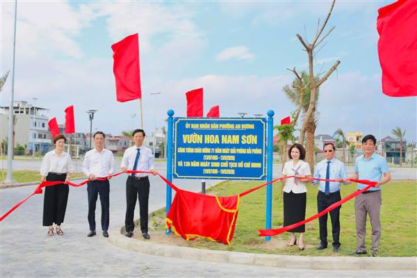 Chương trình gắn biển tên công trình chào mừng kỷ niệm 71 năm ngày giải phóng Hải Phòng, các ngày lễ lớn trong tháng 4, tháng 5 và Lễ hội Hoa Phượng Đỏ - Hải Phòng 2026 trên địa bàn phường