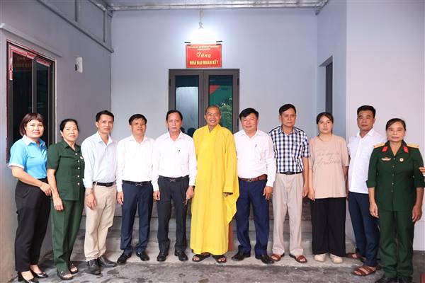 PHƯỜNG AN DƯƠNG KHÁNH THÀNH NHÀ ĐẠI ĐOÀN KẾT TẠI TỔ DÂN PHỐ NAM HÀ