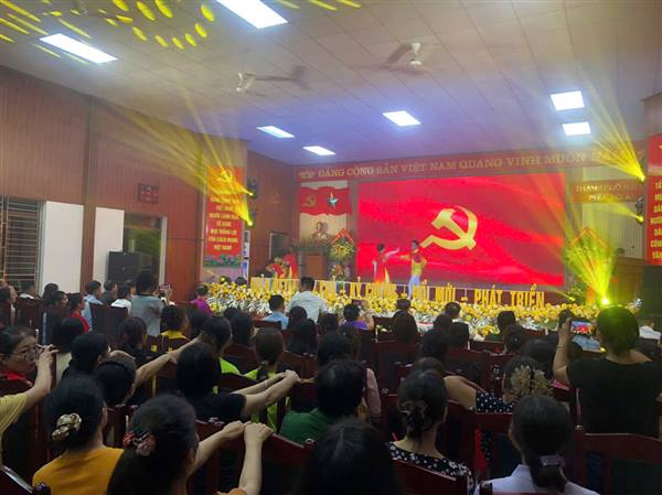Đêm giao lưu văn nghệ chào mừng thành công Đại hội đảng bộ phường, kỷ niệm 80 năm ngày cách mạng tháng Tám thành công và Quốc khánh 2/9