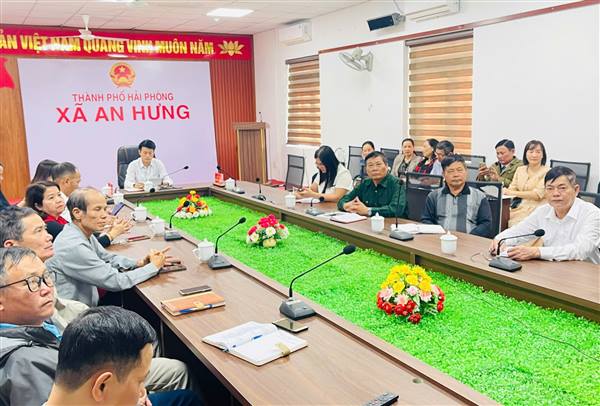 ĐẢNG ỦY XÃ AN HƯNG THAM DỰ HỘI NGHỊ TRỰC TUYẾN BÁO CÁO VIÊN THÀNH PHỐ THÁNG 11 NĂM 2025