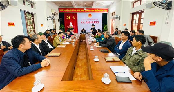 XÃ AN HƯNG TỔ CHỨC HỘI NGHỊ ĐÁNH GIÁ KẾT QUẢ THỰC HIỆN NHIỆM VỤ THÁNG 11, TRIỂN KHAI PHƯƠNG HƯỚNG NHIỆM VỤ THÁNG 12 NĂM 2025