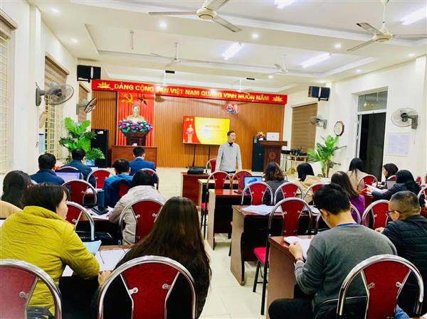 CHI BỘ TRƯỜNG TIỂU HỌC&THCS LÊ KHẮC CẨN TỔ CHỨC HỘI NGHỊ KIỂM ĐIỂM, ĐÁNH GIÁ, XẾP LOẠI CHẤT LƯỢNG TẬP THỂ VÀ ĐẢNG VIÊN NĂM 2025