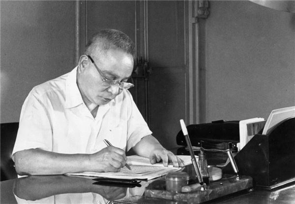 Kỷ niệm 110 năm Ngày sinh đồng chí Trần Quốc Hoàn, lãnh đạo tiền bối tiêu biểu của Đảng và cách mạng Việt Nam (23/01/1916 - 23/01/2026)