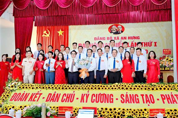 ĐẠI HỘI ĐẠI BIỂU ĐẢNG BỘ XÃ AN HƯNG LẦN THỨ I NHIỆM KỲ 2025-2030 - PHIÊN HỌP CHÍNH THỨC THÀNH CÔNG TỐT ĐẸP.