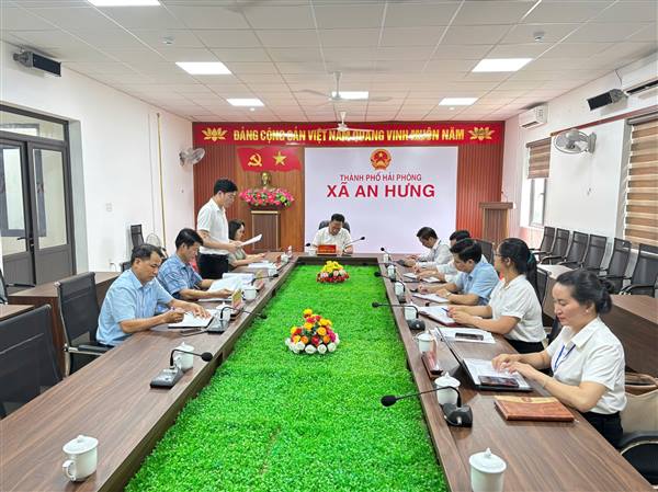 BAN THƯỜNG VỤ ĐẢNG ỦY XÃ AN HƯNG TỔ CHỨC HỘI NGHỊ ĐÁNH GIÁ, XẾP LOẠI QUÝ II NĂM 2026