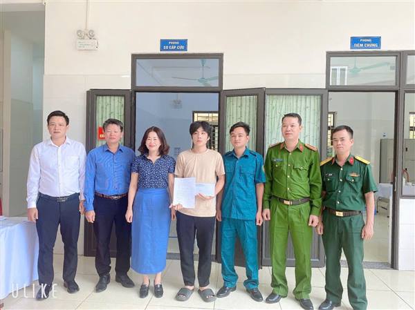 TIN ĐẶC BIỆT