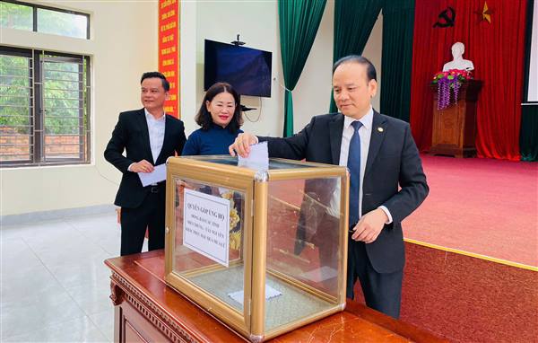 Đảng uỷ - HĐND - UBND - UBMTTQ Việt Nam  xã An Khánh phát động ủng hộ đồng bào các tỉnh Miền Trung - Tây Nguyên khắc phục hậu quả mưa lũ…