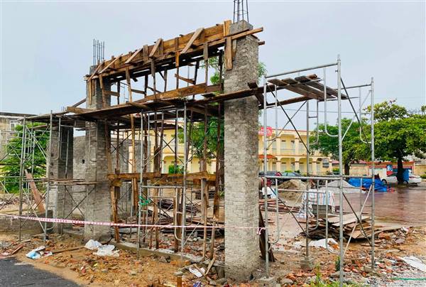 Thông báo ý kiến chỉ đạo của BTV Đảng ủy xã về tiến độ thực hiện các dự án, công trình xây dựng và công tác chuẩn bị các điều kiện phục vụ năm học 2026 - 2027 tại Trường THCS Thái Sơn