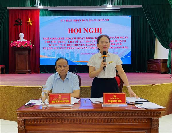 UBND xã An Khánh họp nghe báo cáo công tác chuẩn bị các hoạt động kỷ niệm Ngày Thương binh - Liệt sĩ và Lễ hội truyền thống kỷ niệm 500 năm Trạng nguyên Trần Tất Văn vinh quy bái tổ
