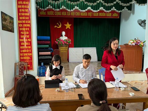 Thường trực HĐND xã An Lão giám sát tình hình thực hiện nhiệm vụ tại các thôn kể từ khi vận hành chính quyền địa phương 2 cấp