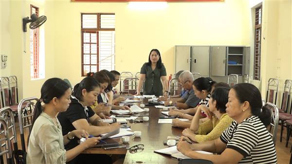 Thường trực Đảng ủy xã An Lão làm việc với các thôn trên địa bàn