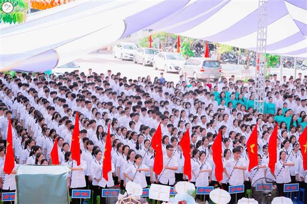 Sáng ngày 5/9, Trường THPT An Lão long trọng tổ chức Lễ khai giảng năm học mới 2025-2026.