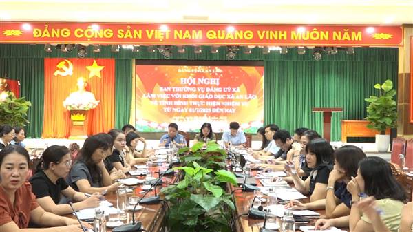 Lãnh đạo xã An Lão làm việc với các trường học trên địa bàn về công tác giáo dục năm học mới 2025- 2026