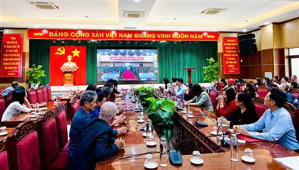 XÃ AN LÃO THAM DỰ HỘI NGHỊ TRỰC TUYẾN TIẾP XÚC CỬ TRI VẬN ĐỘNG BẦU CỬ ĐẠI BIỂU HĐND THÀNH PHỐ HẢI PHÒNG KHÓA XVII