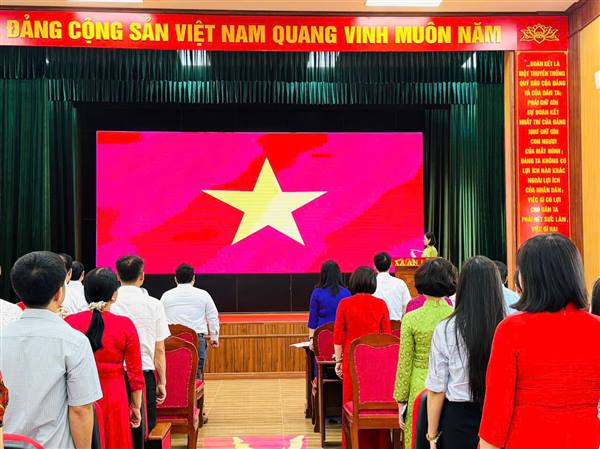 ĐẢNG UỶ XÃ AN LÃO TỔ CHỨC LỄ CHÀO CỜ ĐẦU THÁNG 6 NĂM 2026