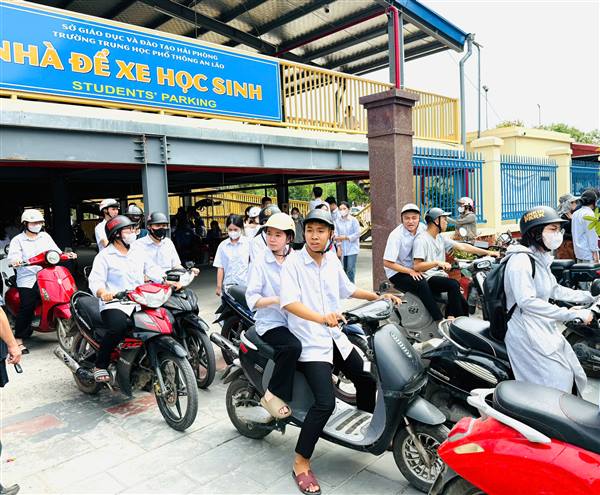 KỲ THI TỐT NGHIỆP THPT NĂM 2026 TRÊN ĐỊA BÀN XÃ AN LÃO DIỄN RA AN TOÀN, NGHIÊM TÚC, ĐÚNG QUY CHẾ