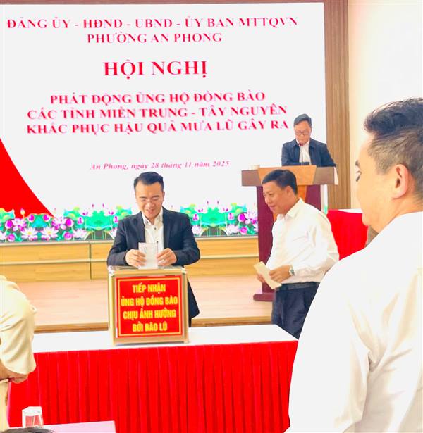 Đảng uỷ - HĐND - UBND - UBMTTQ Việt Nam phường An Phong tổ chức Phát động ủng hộ đồng bào miền Trung - Tây nguyên bị thiệt hại do mưa lũ gây ra