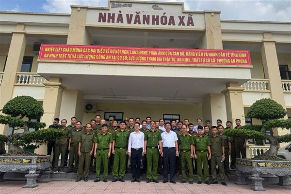Công an phường An Phong lắng nghe ý kiến Nhân dân để phục vụ Nhân dân tốt hơn