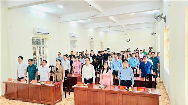  Lễ khai giảng lớp Bồi dưỡng nhận thức về Đảng dành cho thanh niên tình nguyện tham gia nghĩa vụ Quân sự, Công an nhân dân năm 2026 và quần chúng ưu tú đang sinh sống, làm việc trên địa bàn phường.