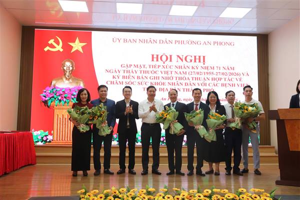 Phường An Phong (TP Hải Phòng) tri ân đội ngũ thầy thuốc, ký kết hợp tác chăm sóc sức khỏe Nhân dân
