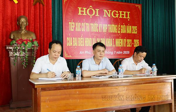 Đại biểu HĐND xã An Phú tiếp xúc cử tri trước Kỳ họp thứ 2 HĐND xã khóa 1, nhiệm kỳ 2021–2026