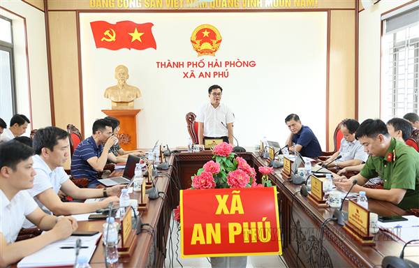 Ban chấp hành Đảng bộ xã tham gia góp ý vào dự thảo lần 4 Báo cáo chính trị trình Đại hội Đảng bộ xã