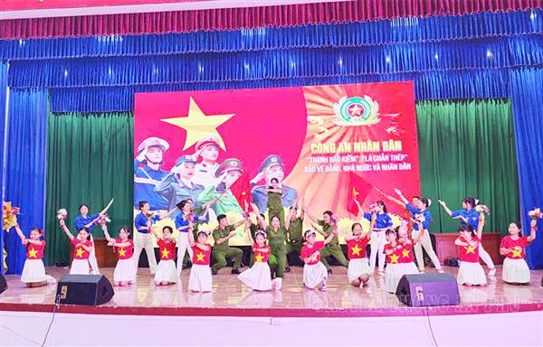 An Phú tổ chức Ngày hội toàn dân bảo vệ an ninh Tổ quốc