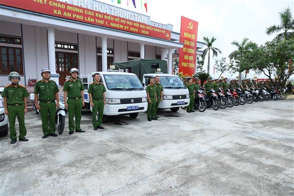 Ra quân thực hiện cao điểm xây dựng địa bàn không ma tuý