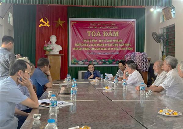 Chi bộ thôn Kim Bảng tổ chức Tọa đàm nhằm làm rõ thân thế và những đóng góp của Nhà Sư Hạnh trụ trì chùa Kim Bảng trong kháng chiến chống Pháp
