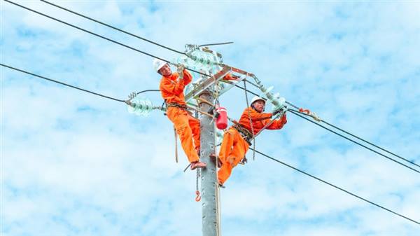 Bảo đảm cung cấp điện an toàn, ổn định, liên tục phục vụ các hoạt động kỷ  niệm trong tháng 4, tháng 5 và Lễ hội Hoa Phượng Đỏ - Hải Phòng 2026