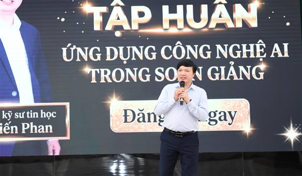 An Phú tổ chức tập huấn chuyển đổi số, ứng dụng AI và kỹ năng sống cho cán bộ, giáo viên