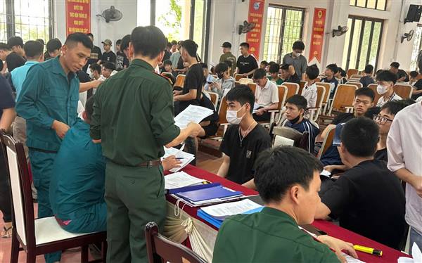 Xã An Phú tổ chức đăng ký tuổi 17 cho nam công dân trên địa bàn xã