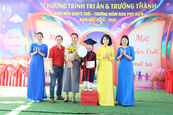 Trường Mầm non Phú Điền tổ chức chương trình tri ân và trưởng thành cho trẻ mầm non 5 tuổi