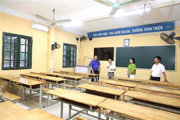 Lãnh đạo xã An Phú thăm, động viên, kiểm tra các điểm thi Kỳ thi tuyển sinh vào lớp 10 THPT năm học 2026 – 2027