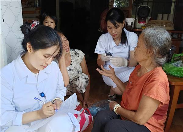 Xã An Phú bắt đầu chiến dịch khám sức khỏe, khám sàng lọc miễn phí cho hơn 8.300 người dân