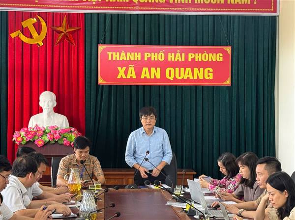 ĐOÀN KIỂM TRA CẢI CÁCH HÀNH CHÍNH THÀNH PHỐ LÀM VIỆC TẠI XÃ AN QUANG
