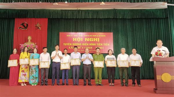 HỘI NGHỊ TUYÊN DƯƠNG ĐIỂN HÌNH TIÊN TIẾN XÃ AN QUANG LẦN THỨ I (2025 – 2030)