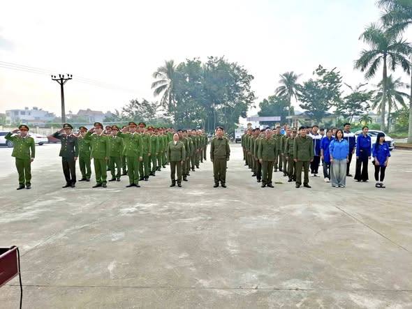 Công an xã An Thành tổ chức Lễ ra quân tấn công, trấn áp tội phạm, bảo đảm an ninh, trật tự