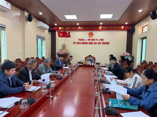 Xã An Thành tổ chức hội nghị chuyên đề “Thu gom, vận chuyển và xử lý rác thải sinh hoạt trên địa bàn toàn xã”