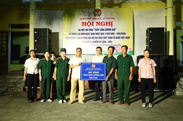 XÃ AN THÀNH RA MẮT MÔ HÌNH "THẮP SÁNG ĐƯỜNG QUÊ"