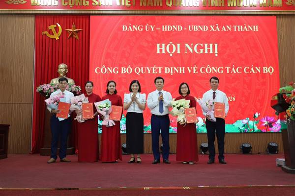 XÃ AN THÀNH TỔ CHỨC HỘI NGHỊ CÔNG BỐ QUYẾT ĐỊNH ĐIỀU ĐỘNG, BỔ NHIỆM CÁN BỘ