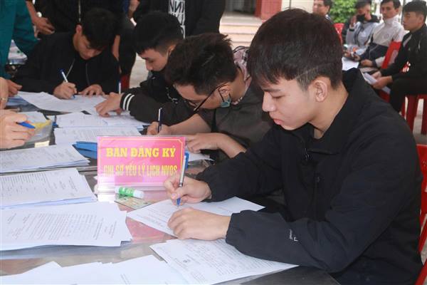 HỘI ĐỒNG NGHĨA VỤ QUÂN SỰ XÃ AN TRƯỜNG TỔ CHỨC KHÁM SƠ TUYỂN CHO CÁC THANH NIÊN TRONG ĐỘ TUỔI THỰC HIỆN NGHĨA VỤ QUÂN SỰ NĂM 2026