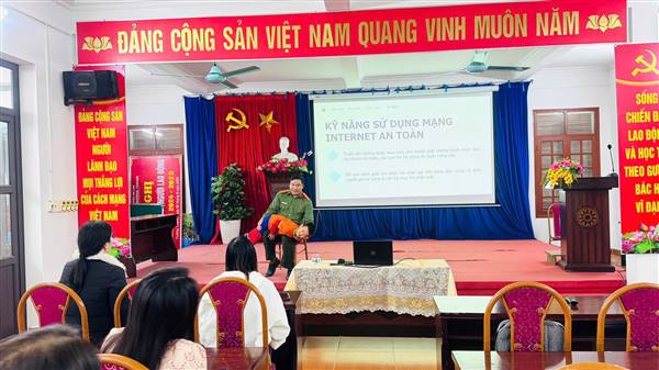 Công an xã An Trường: Tuyên truyền về phòng chống các hình thức lừa đảo và kỹ năng xử lý sự cố, tai nạn tại Trường Mầm non Trường Thành