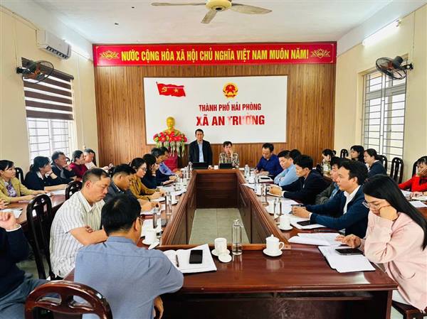 Chi bộ UBND xã An Trường tổ chức Hội nghị kiểm điểm đảng viên năm 2025