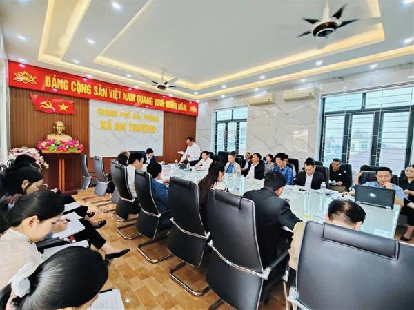 Chi bộ các cơ quan Đảng xã An Trường tổ chức Hội nghị kiểm điểm đảng viên năm 2025