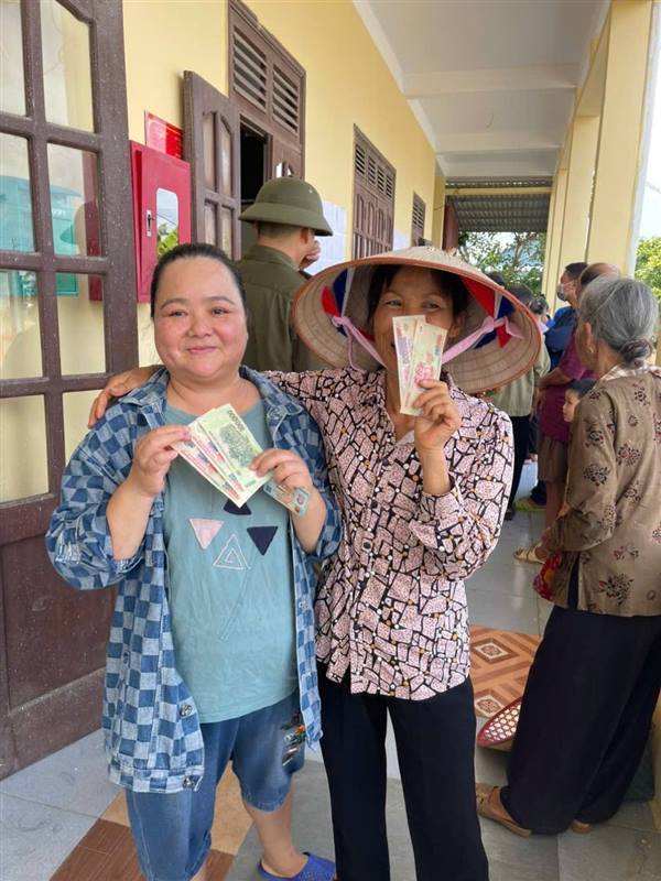 XÃ AN TRƯỜNG - TRIỂN KHAI TẶNG QUÀ CHO NHÂN DÂN NHÂN DỊP QUỐC KHÁNH 2/9