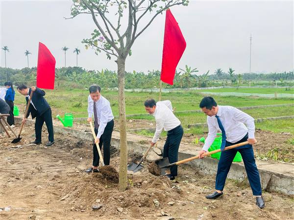 XÃ AN TRƯỜNG PHÁT ĐỘNG TẾT TRỒNG CÂY “ĐỜI ĐỜI NHỚ ƠN BÁC HỒ” XUÂN BÍNH NGỌ 2026